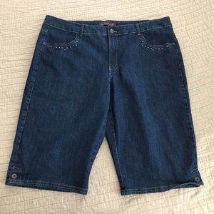Gloria Vanderbilt Capris Jeans 20W